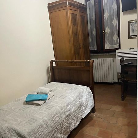 Agriturismo La Brezza Castelnovo di Sotto Luaran gambar